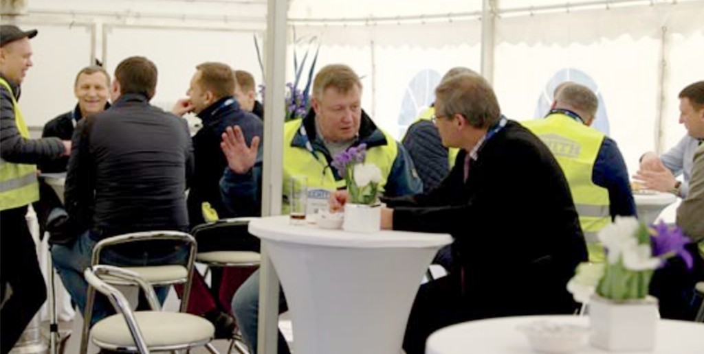 Hausmesse und Live-Präsentation der neu entwickelten Betonsteinanlage